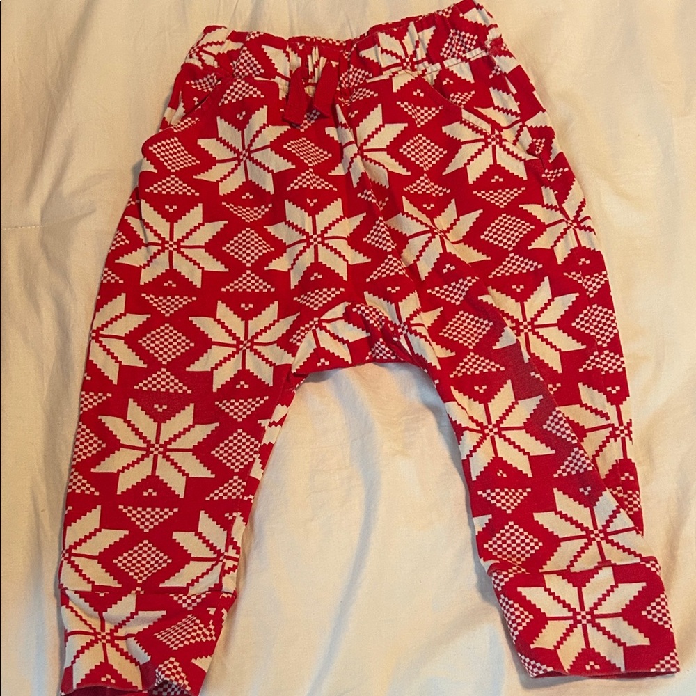 Hanna Andersson Red and White Snowflake Joggers